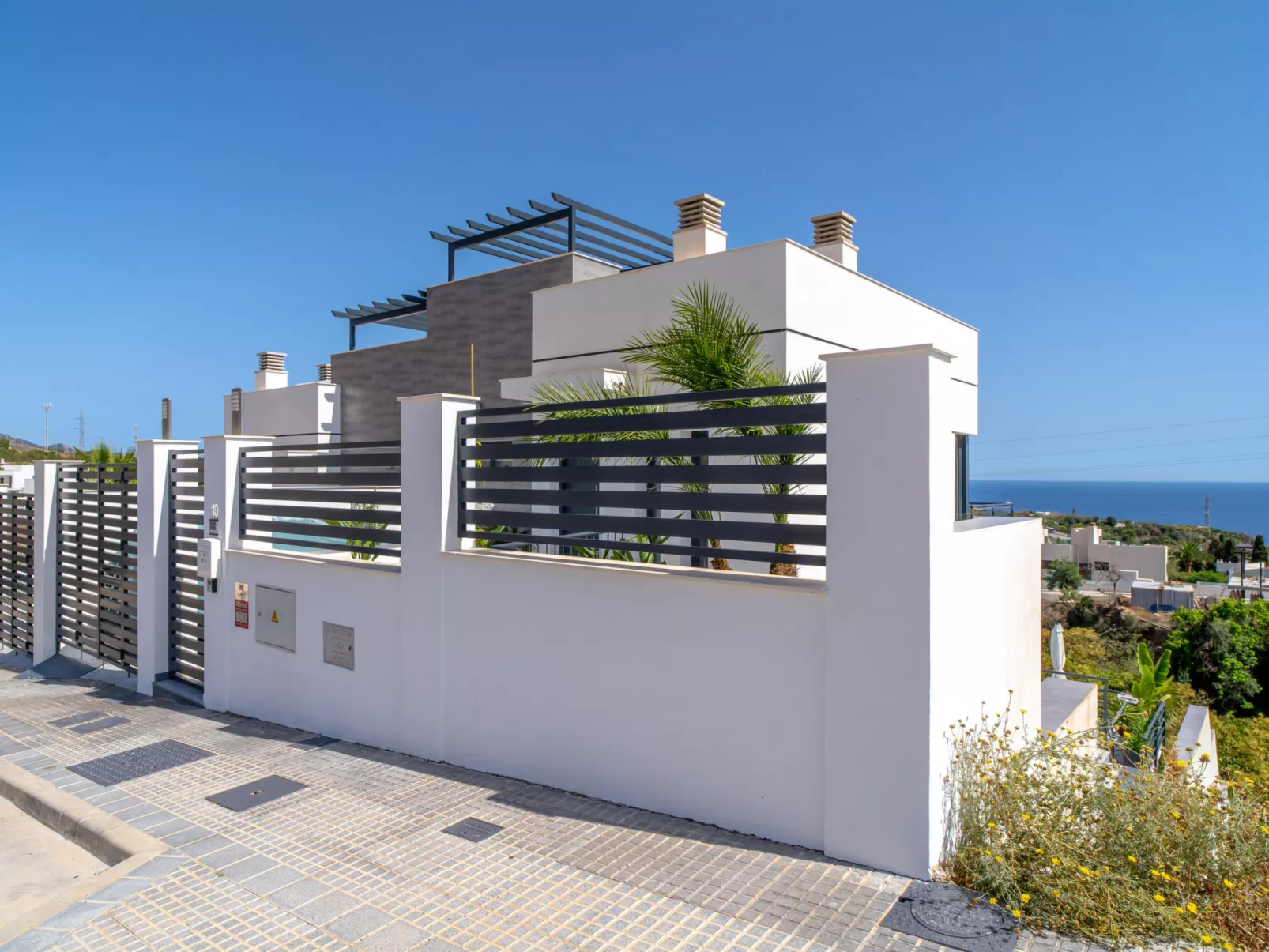 Villa Luxuria Private Pool by Casasol - Buiten