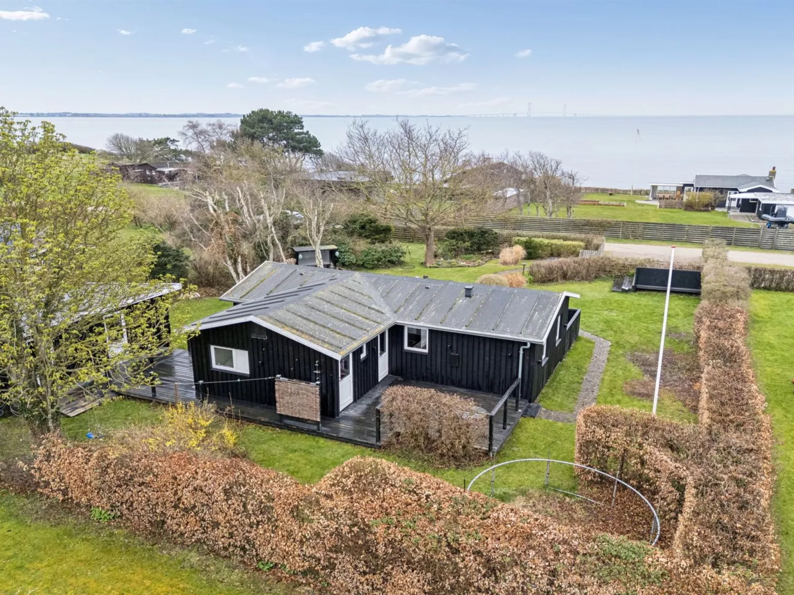 "Marillia" - 75m from the sea