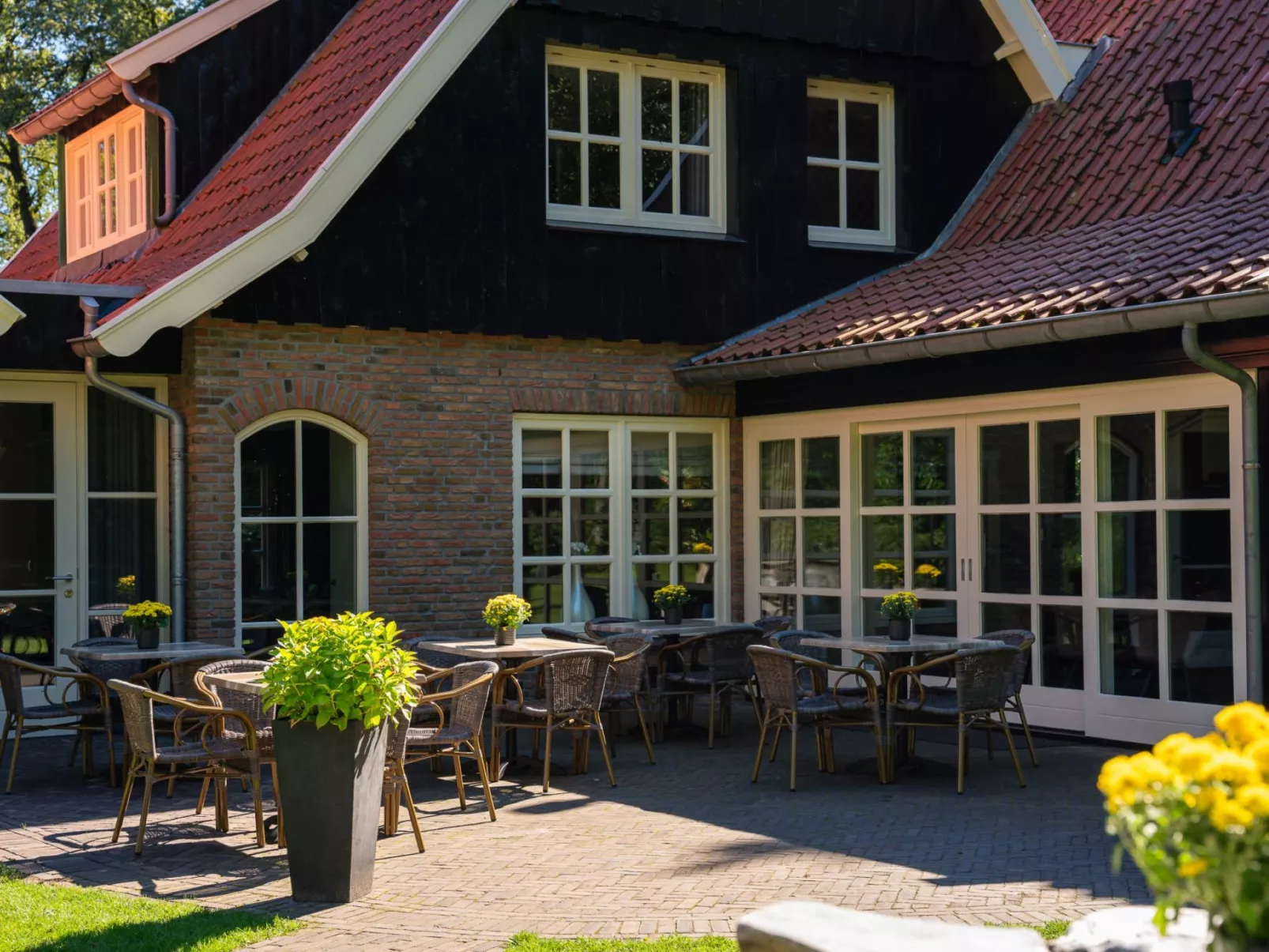 Het Landhuis - Buiten