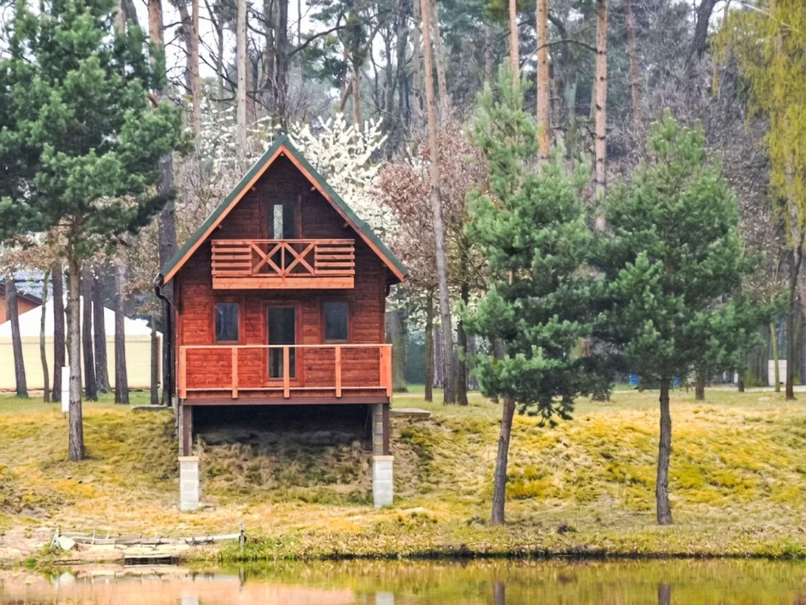 Kemp Stříbrný rybník - Buiten