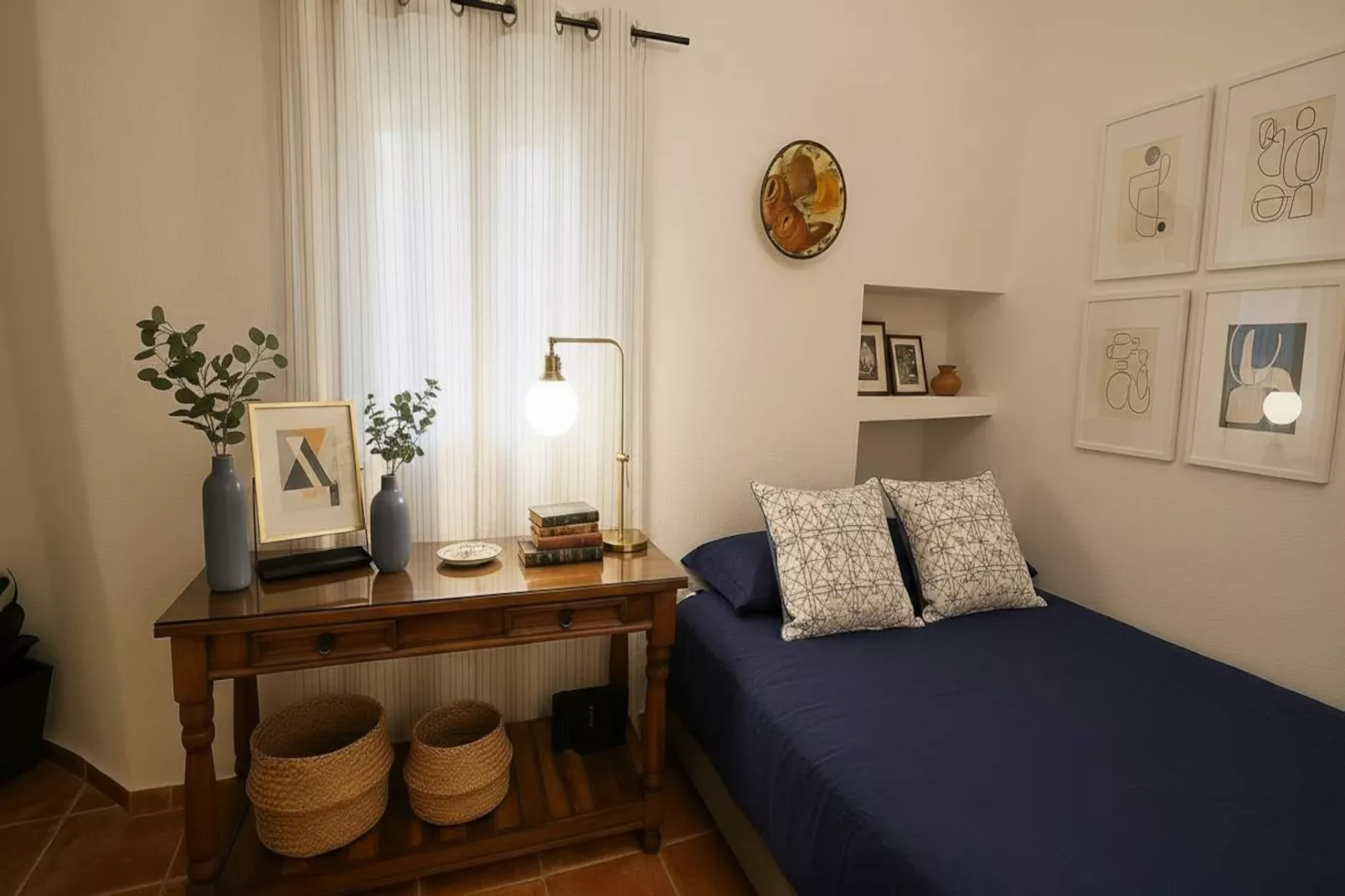 Picturesque Paros White House with Balcony Views