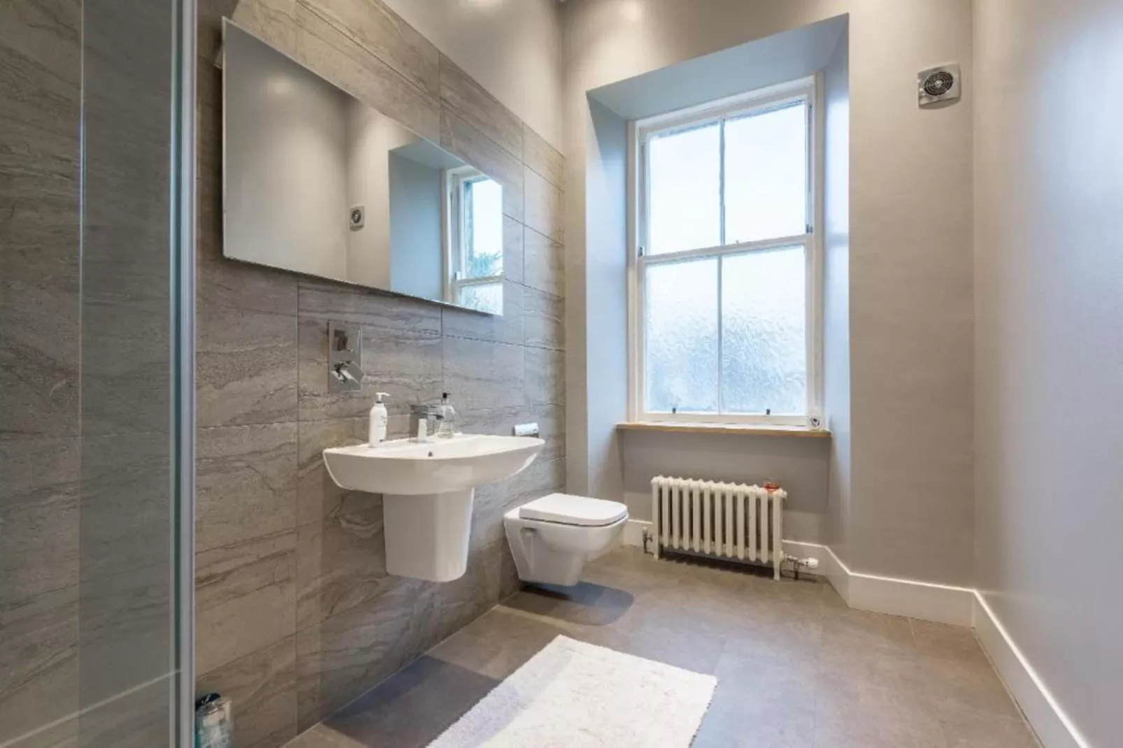 Standard Double Room - Badkamer