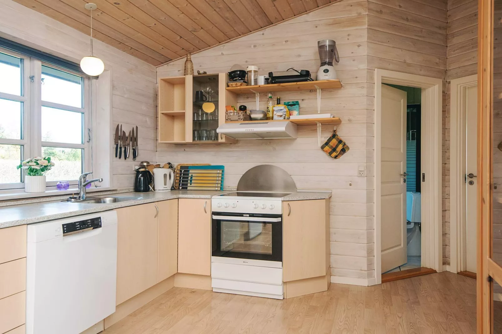 Gezellig strandhuisje-By Traum - Binnen