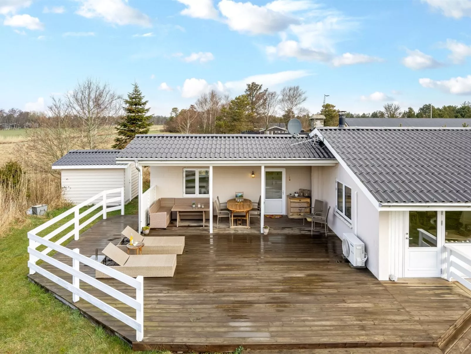 "Gerko" - 150m from the sea - Buiten