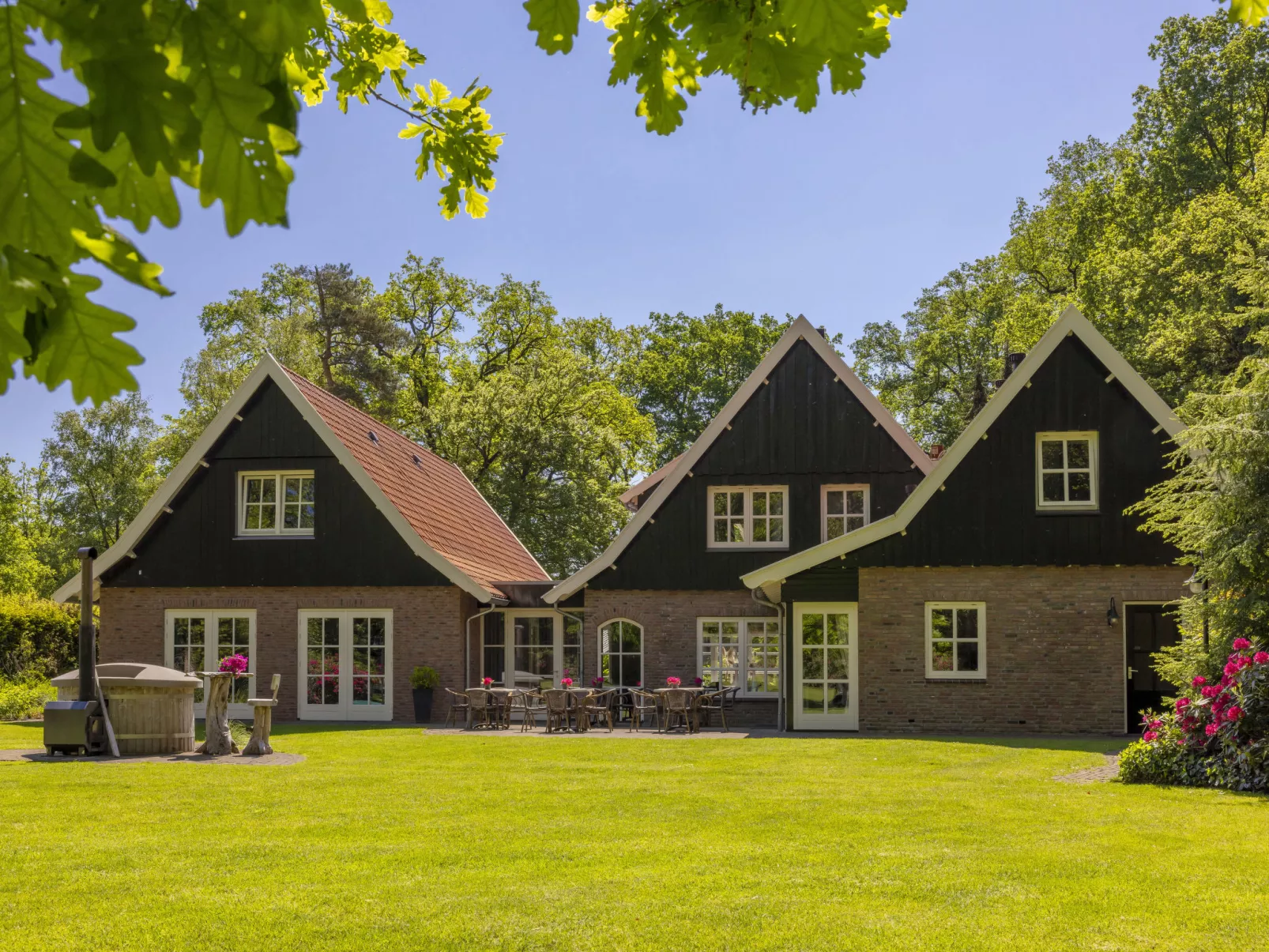 Het Landhuis - Buiten
