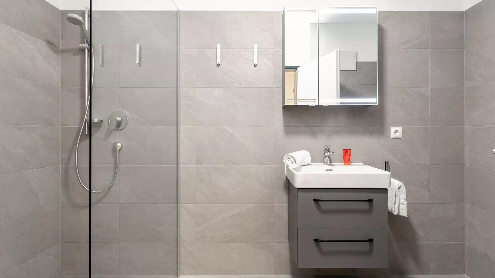 City Apartments Jenbach Top3Top4Top5 - Badkamer