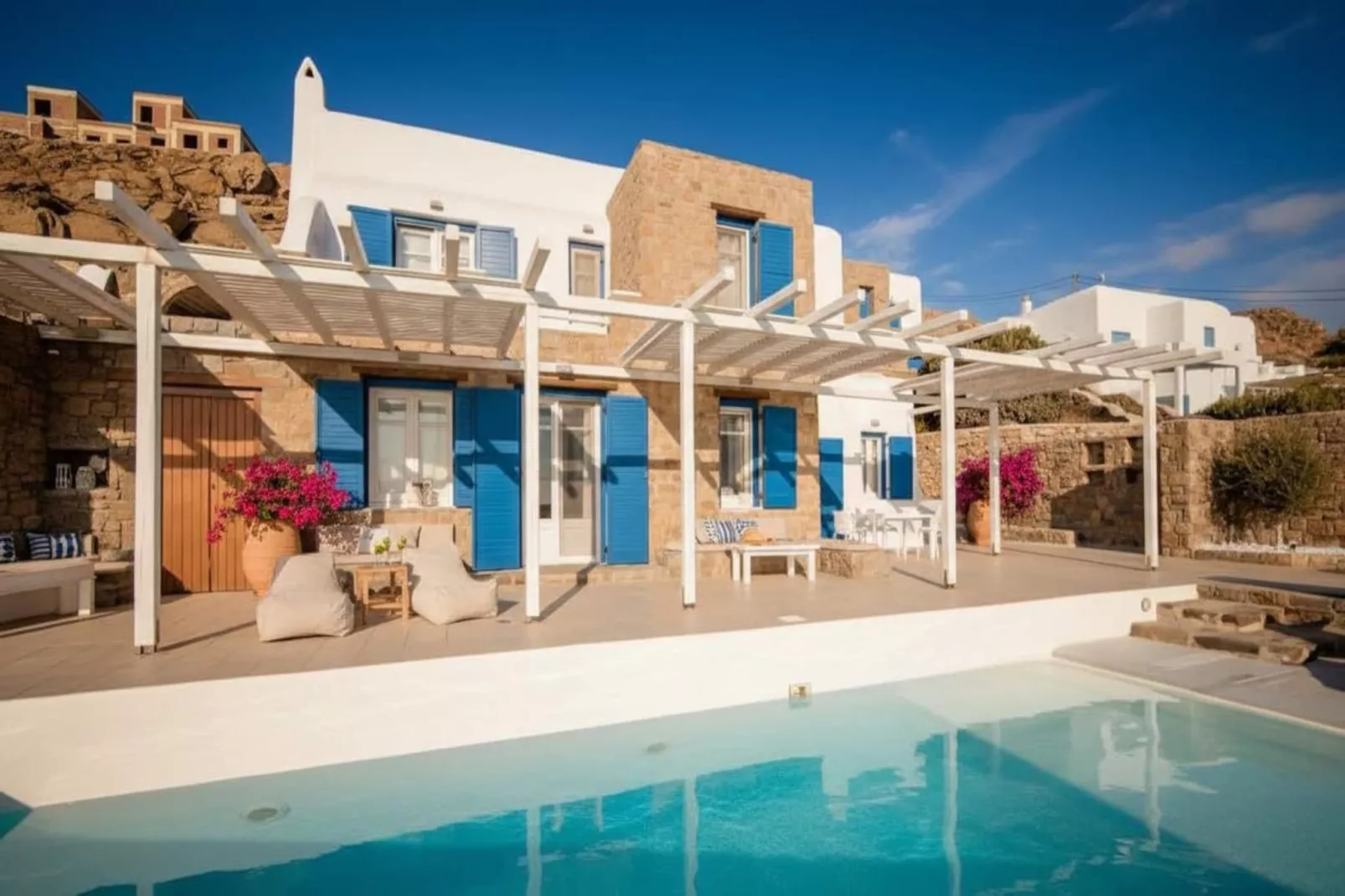 Argiro_Big_vacay - Buitenkant zomer