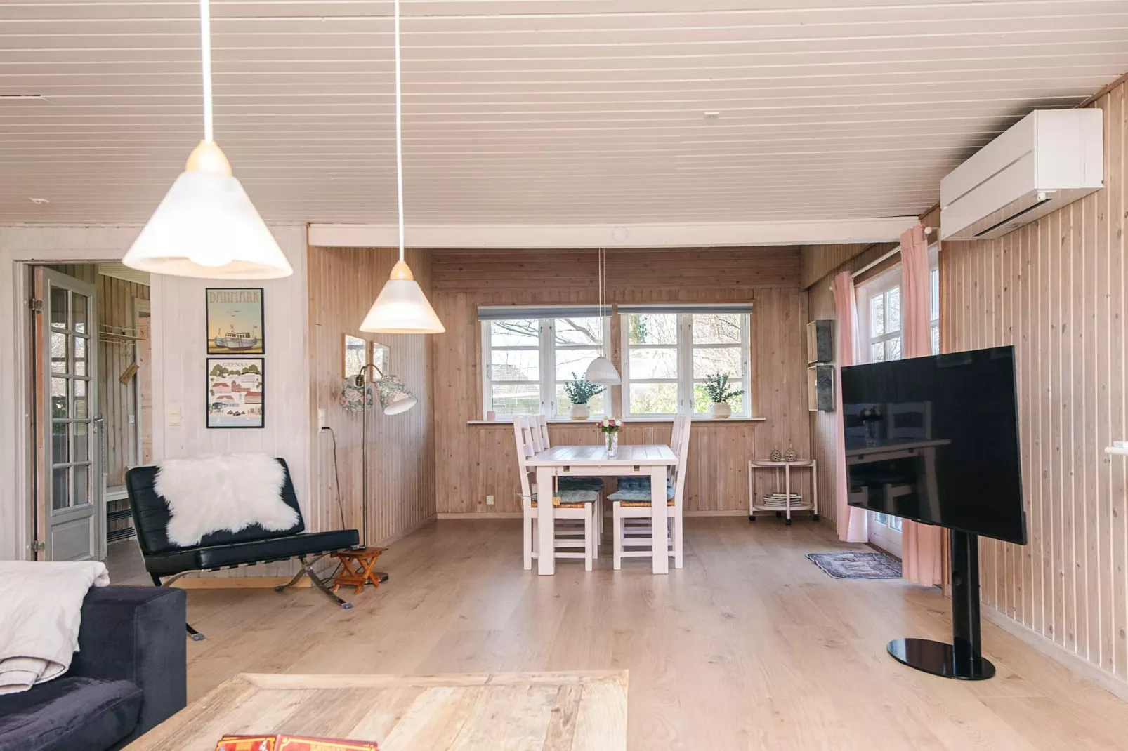Strandhuisje met aanbouw - Binnen