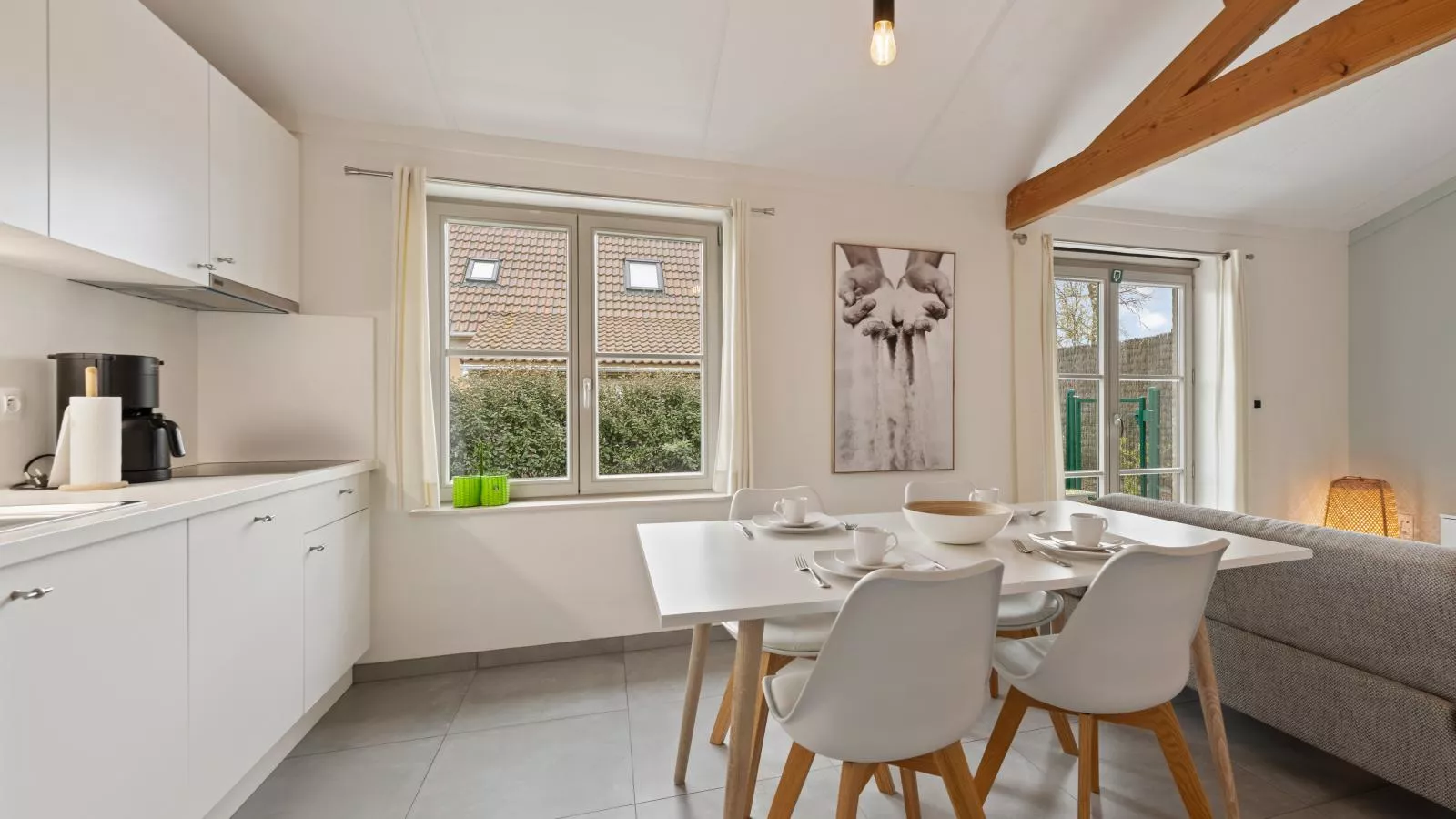 Westhinder I H94 - Eetkamer