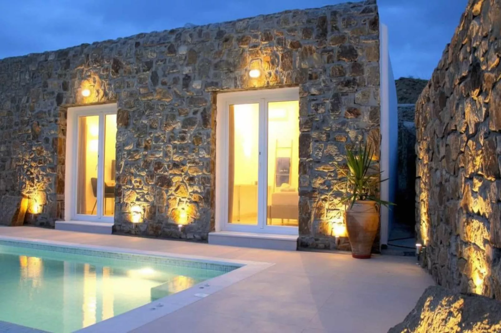 Lightblue_vacay - Zwembad