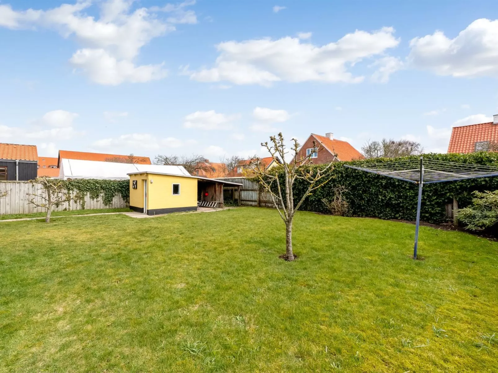 "Caranus" - 900m from the sea - Buiten