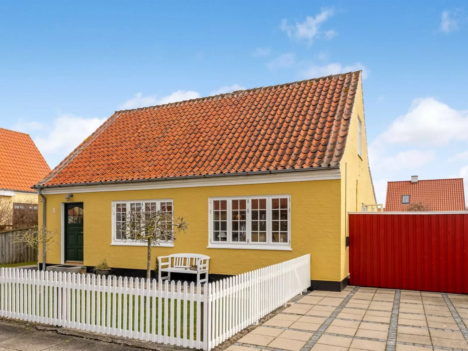 "Caranus" - 900m from the sea - Buiten