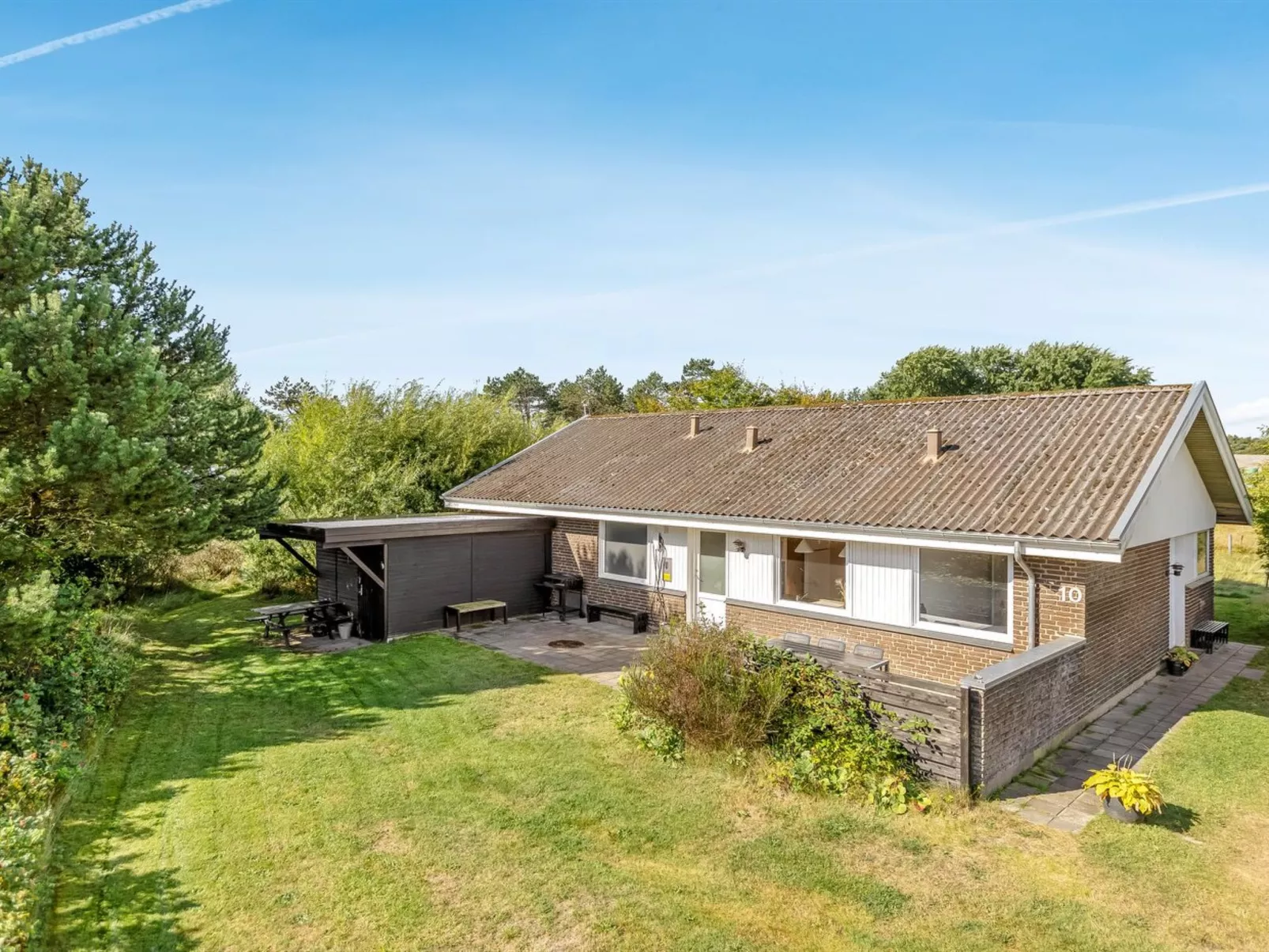 "Mikkelina" - 1.7km from the sea - Buiten
