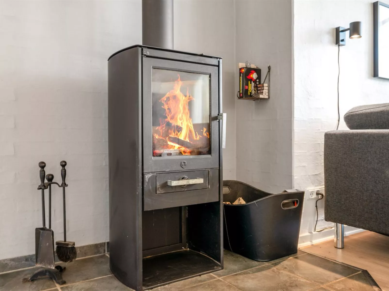 "Antoinetta" - 350m from the sea - Binnen