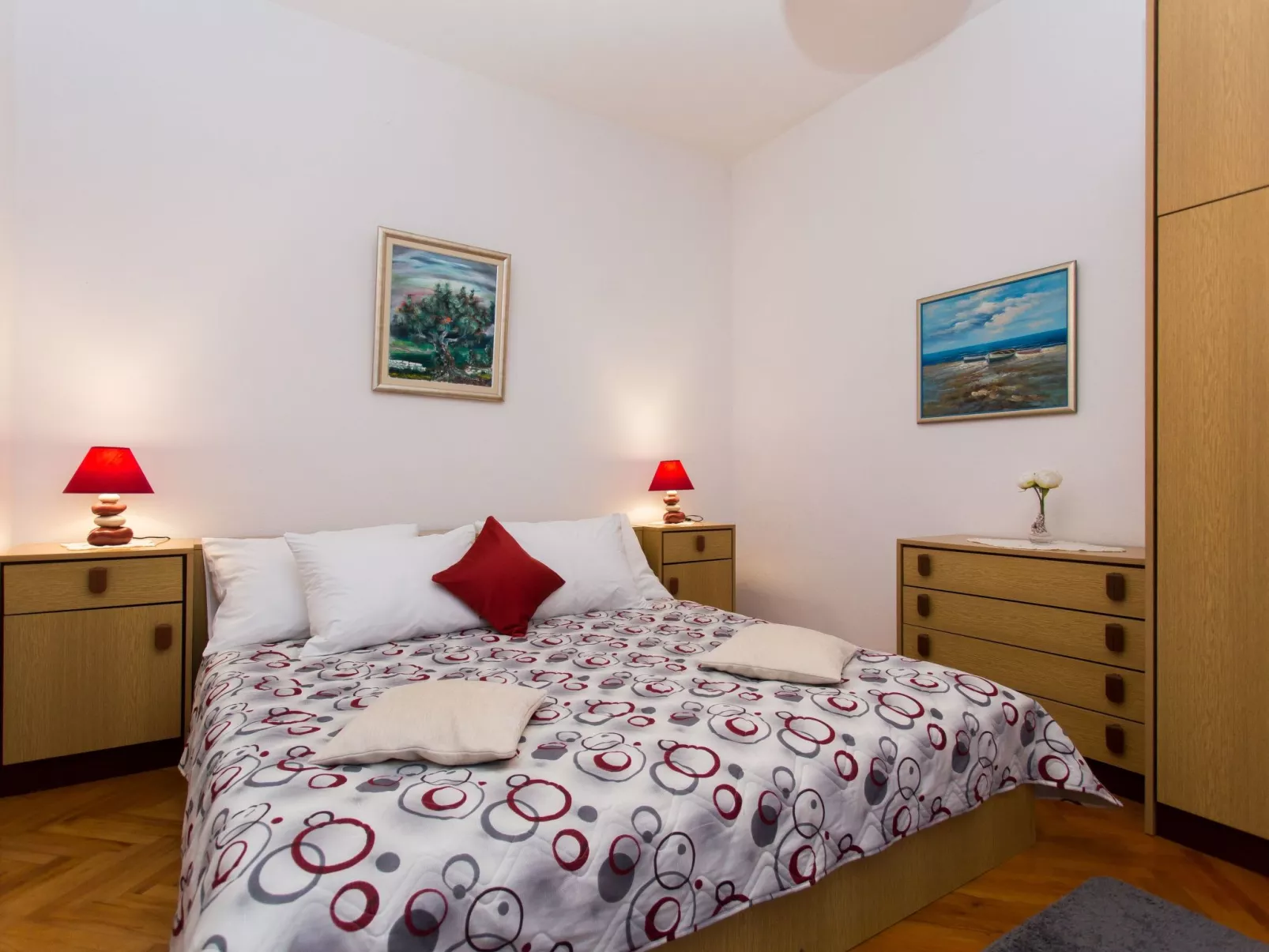 Strandnahe Ferienwohnung Jure mit großer Terrasse - Image-tags.info