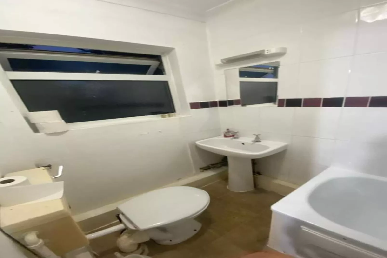 Standard Double Room - Badkamer