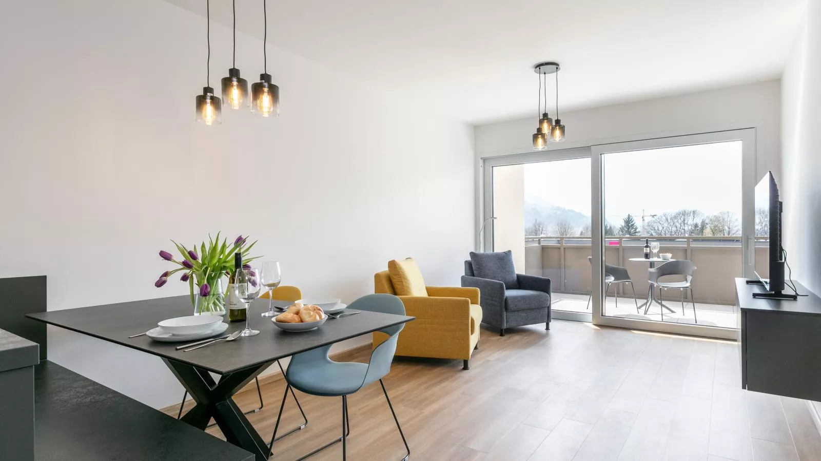 City Apartments Jenbach Top8Top9Top10 - Eetkamer