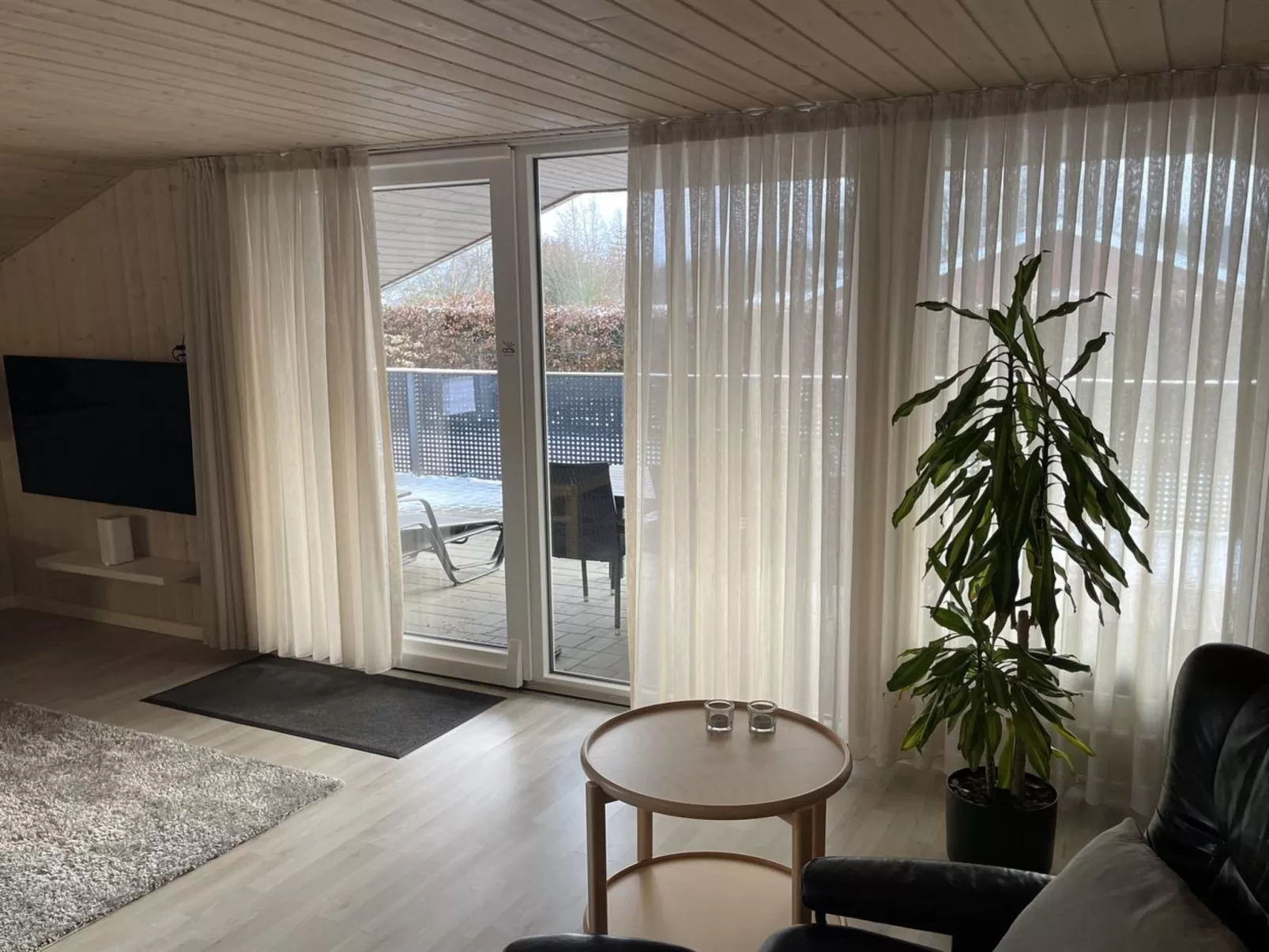 "Irlin" - 850m from the sea - Binnen