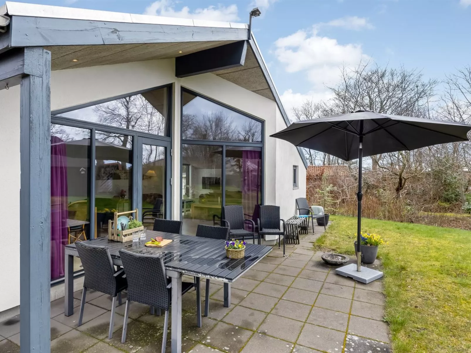 "Anttoni" - 350m from the sea - Buiten