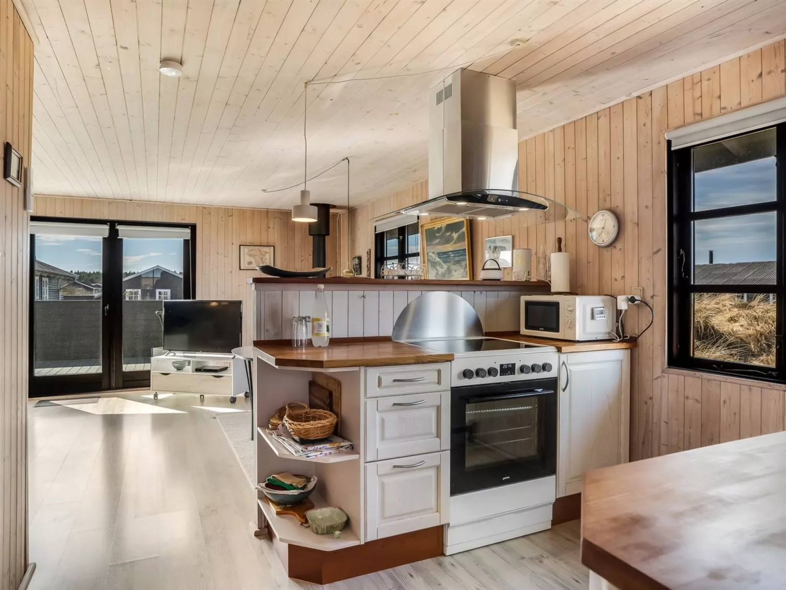 "Eida" - 400m from the sea - Binnen