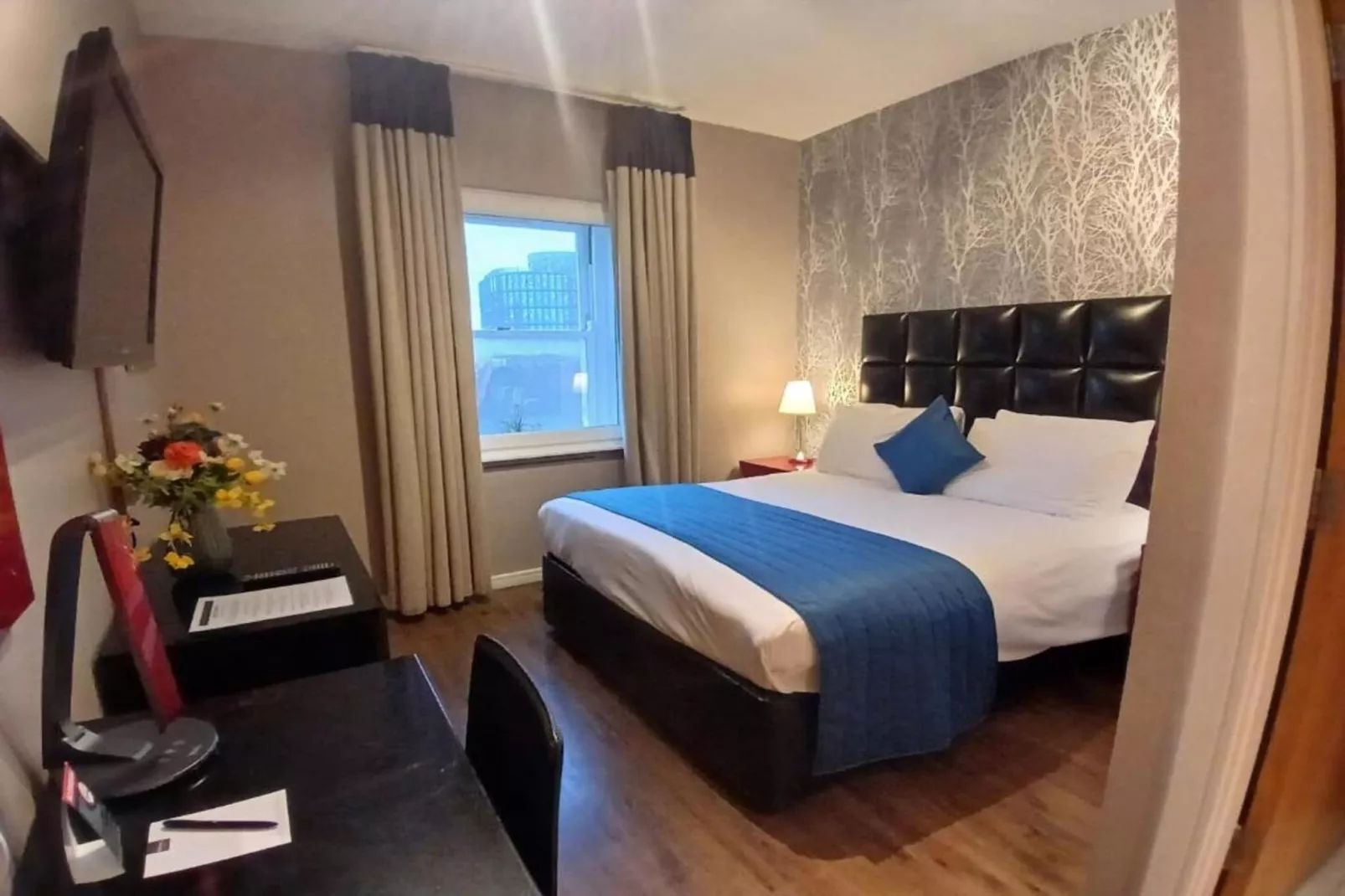 Standard Double Room - No Window - Slaapkamer