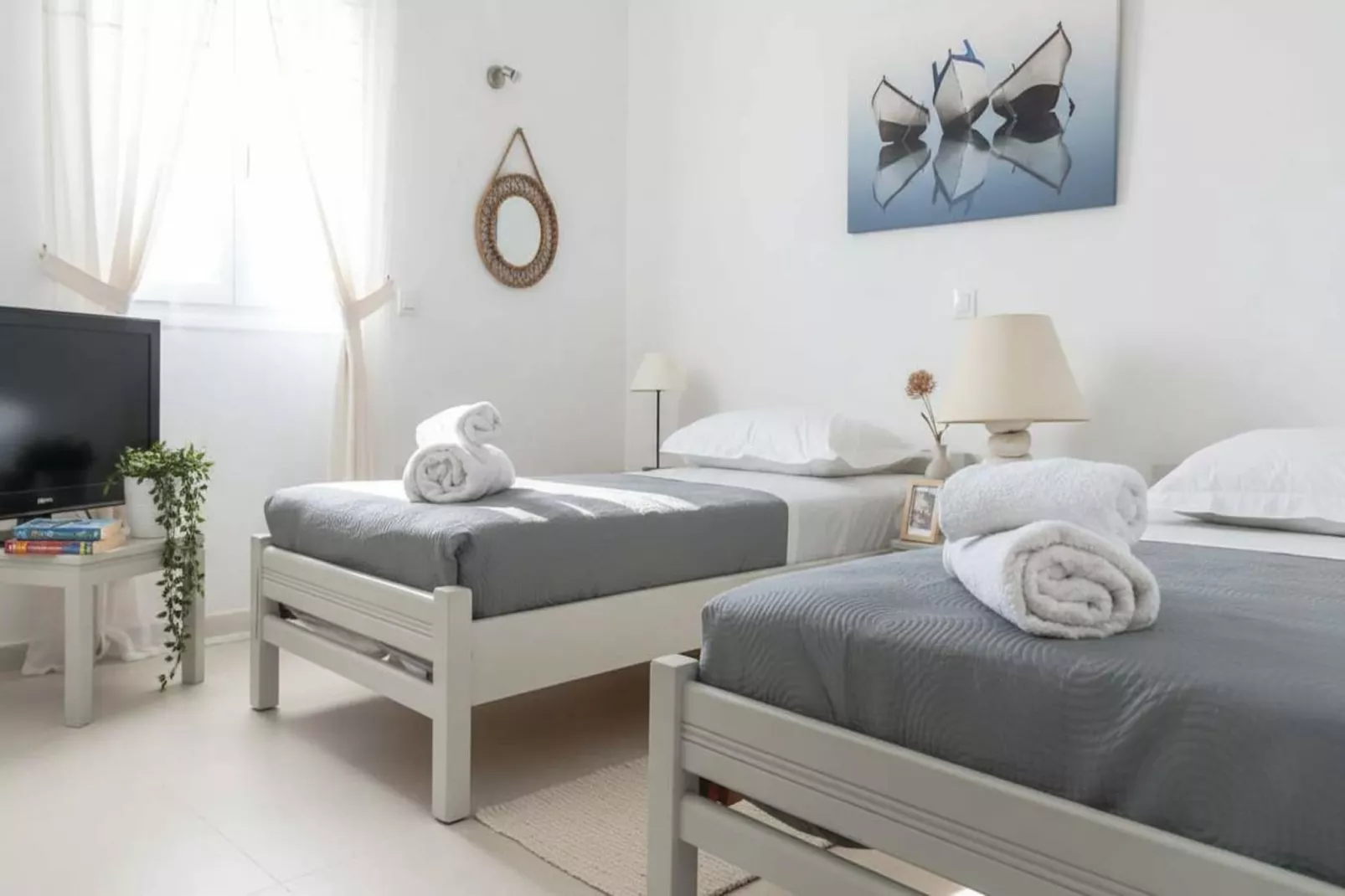 Prestigious Residence in Kalafatis w Private Pool - Slaapkamer