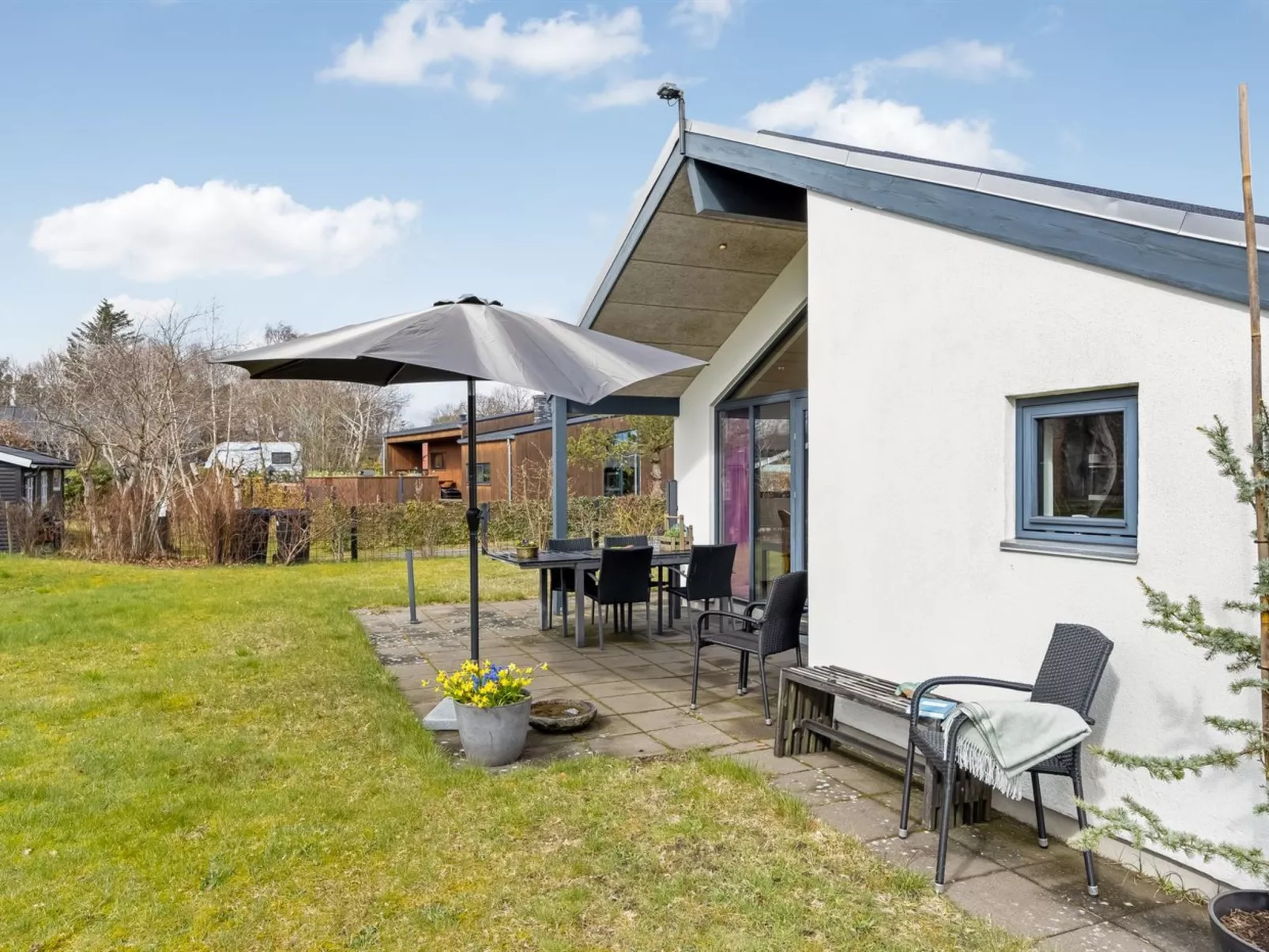 "Anttoni" - 350m from the sea - Buiten