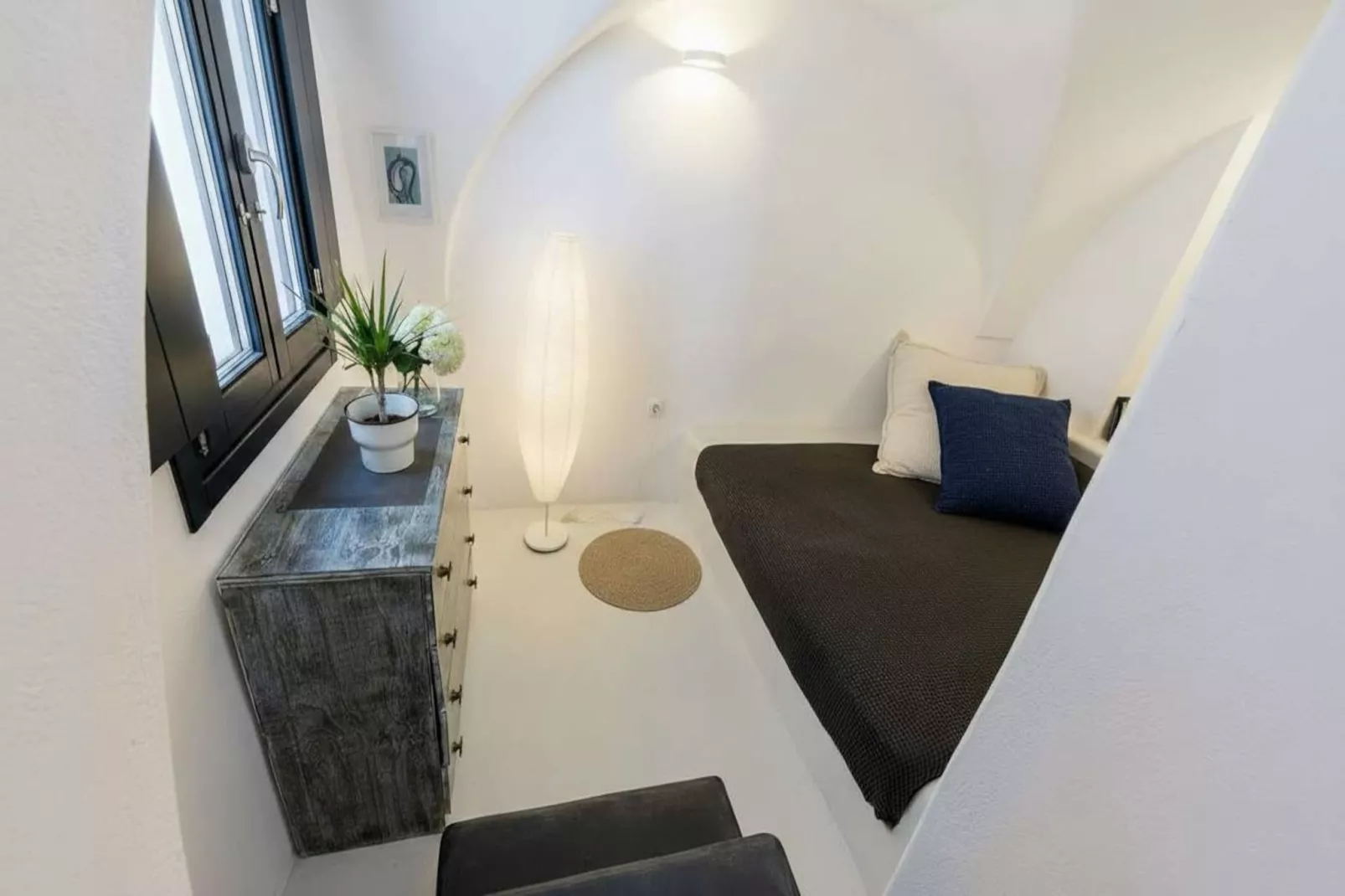 Poseidon’s Water Escape Santorini Rooftop Jacuzzi - Slaapkamer