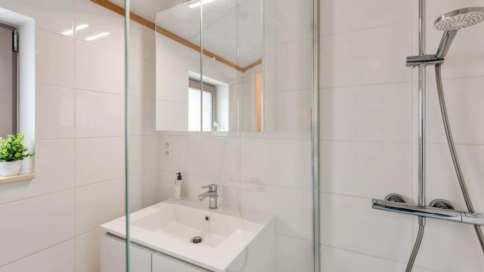 Westhinder I H95 - Badkamer