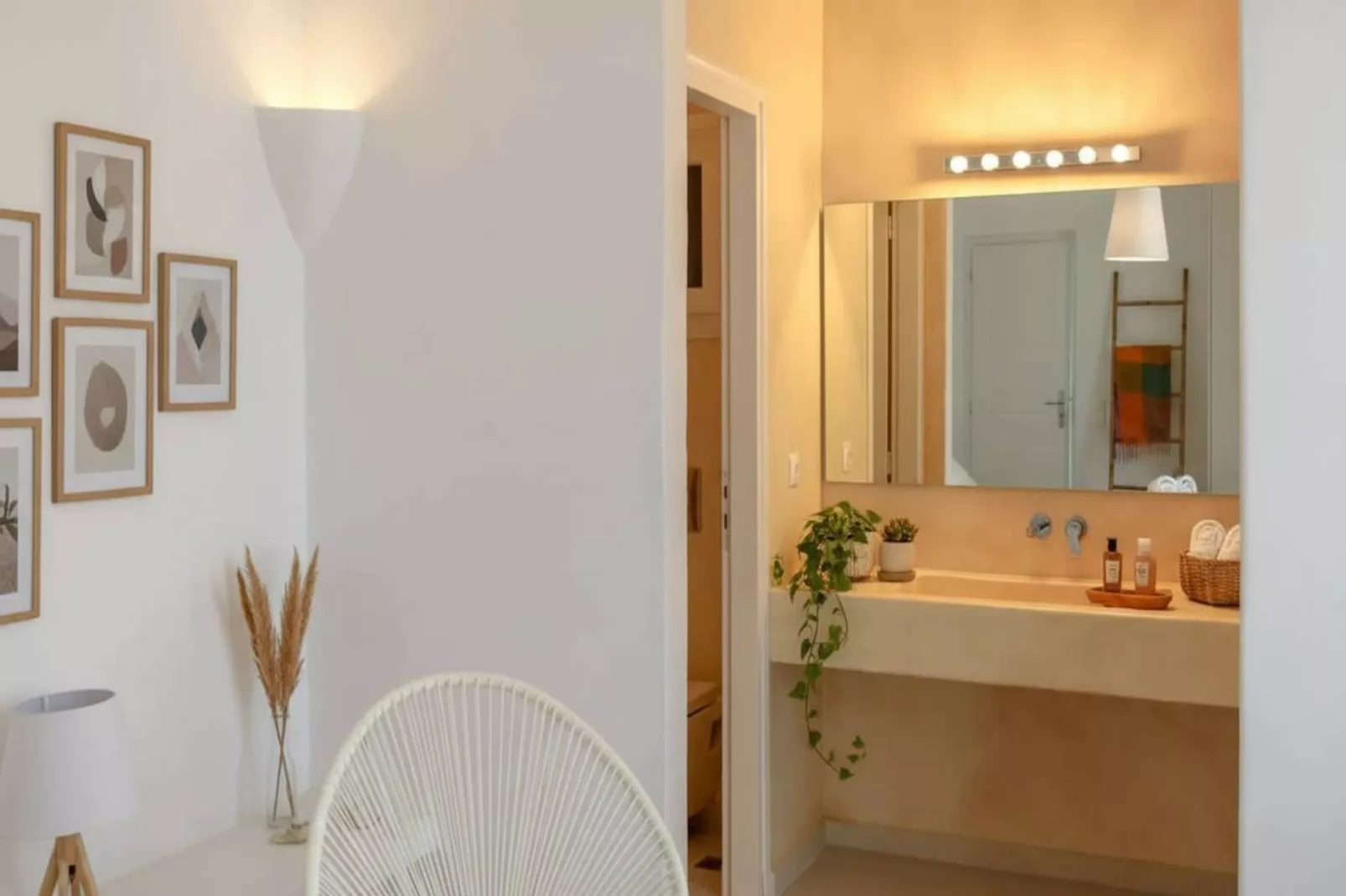 Prestigious Residence in Kalafatis w Private Pool - Badkamer