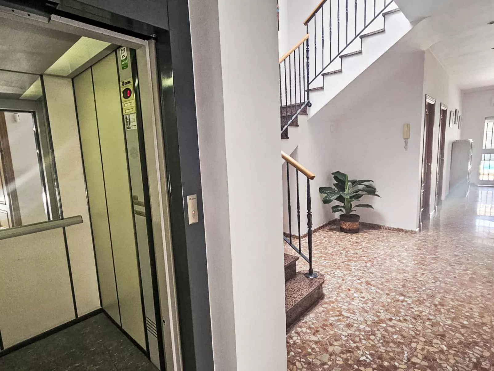 Rural Villam Rodericus & Nicolaus - Binnen