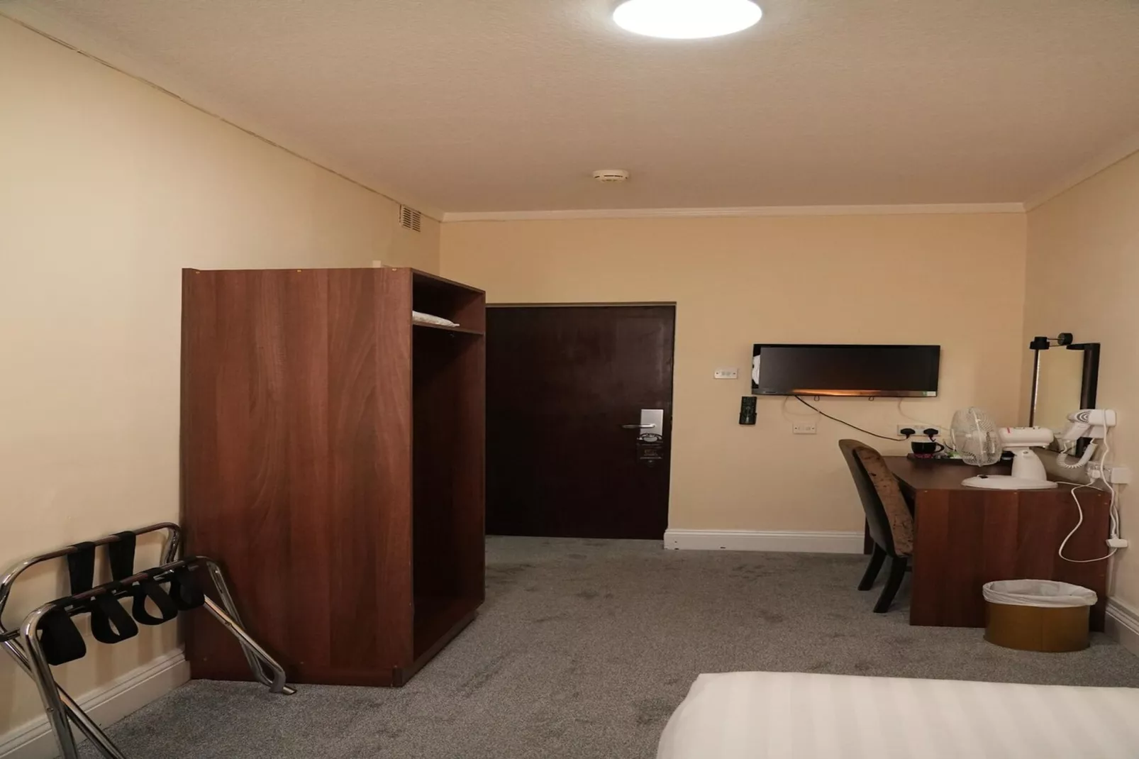 Standard Double Room - Slaapkamer