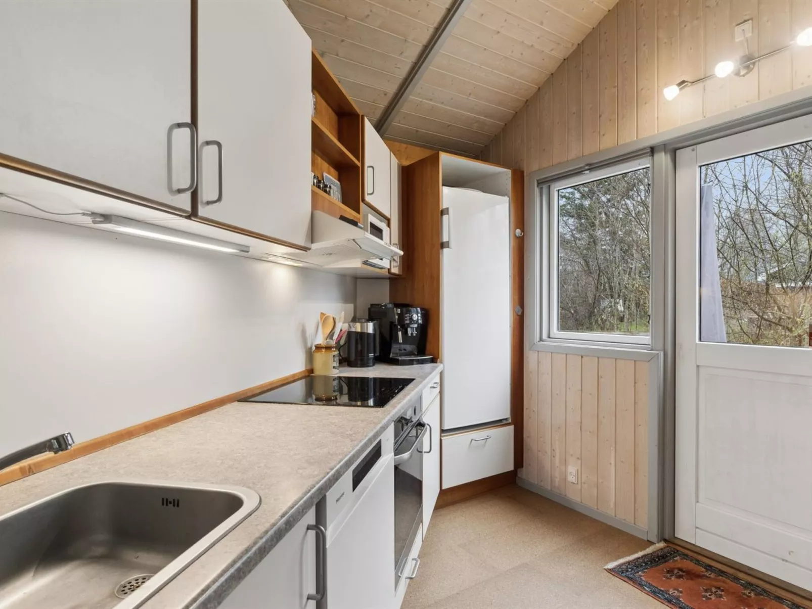 "Niela" - 700m from the sea - Binnen