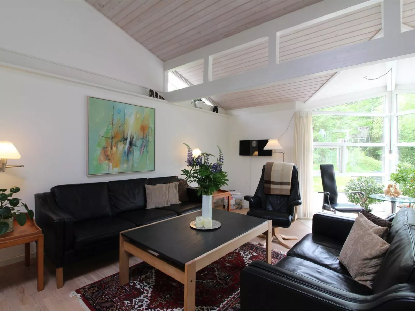 "Seraphina" - 2km from the sea - Binnen
