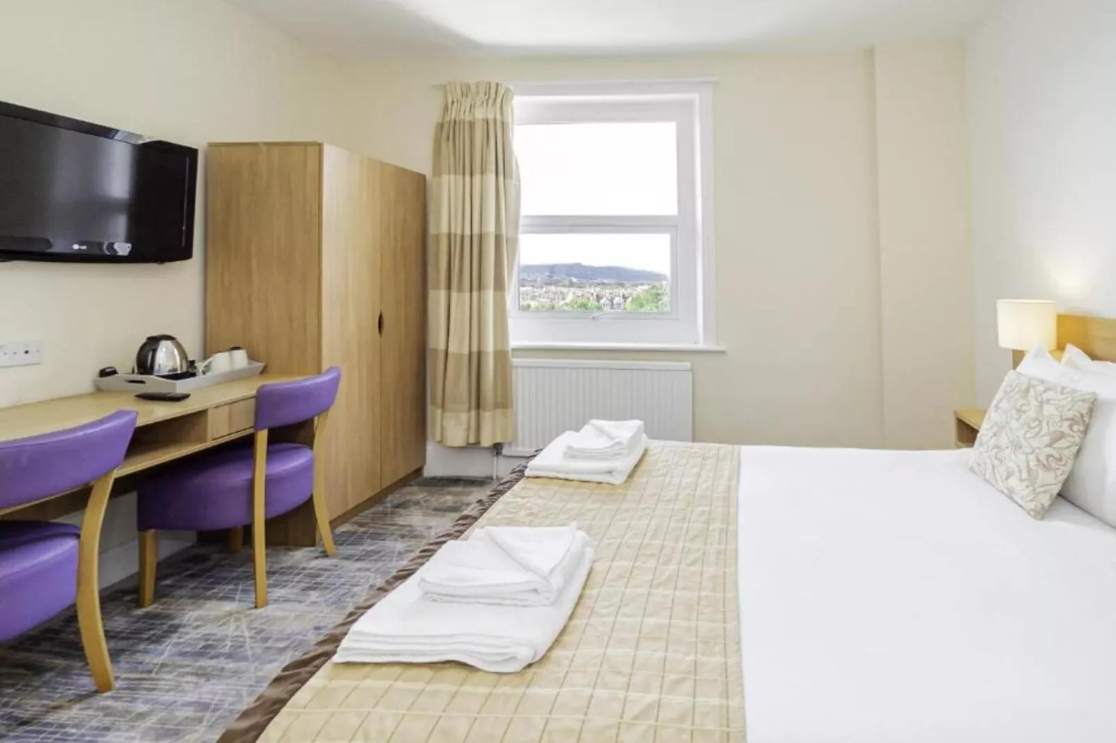 Twin Room with Sea View - Slaapkamer