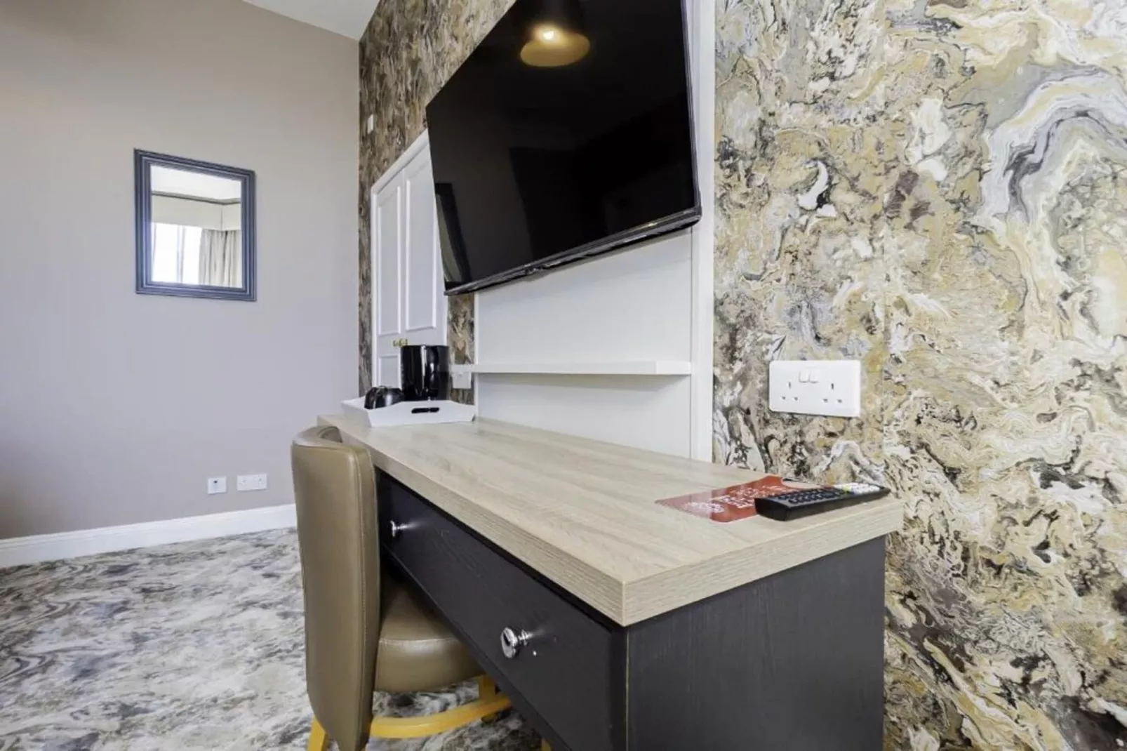 Standard Double Room - Slaapkamer