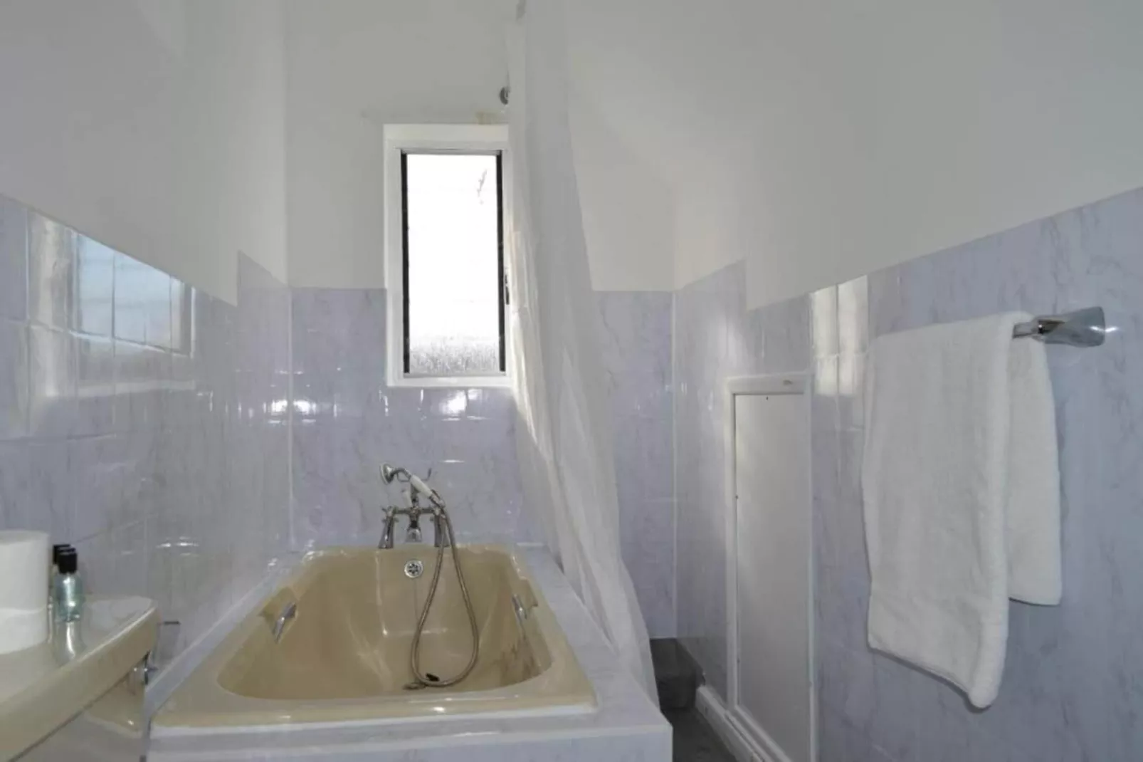 Standard Triple Studio - Badkamer