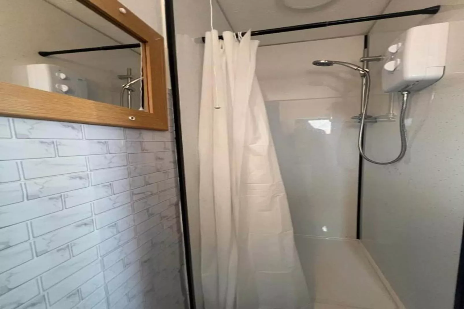 Standard Triple Studio - Badkamer