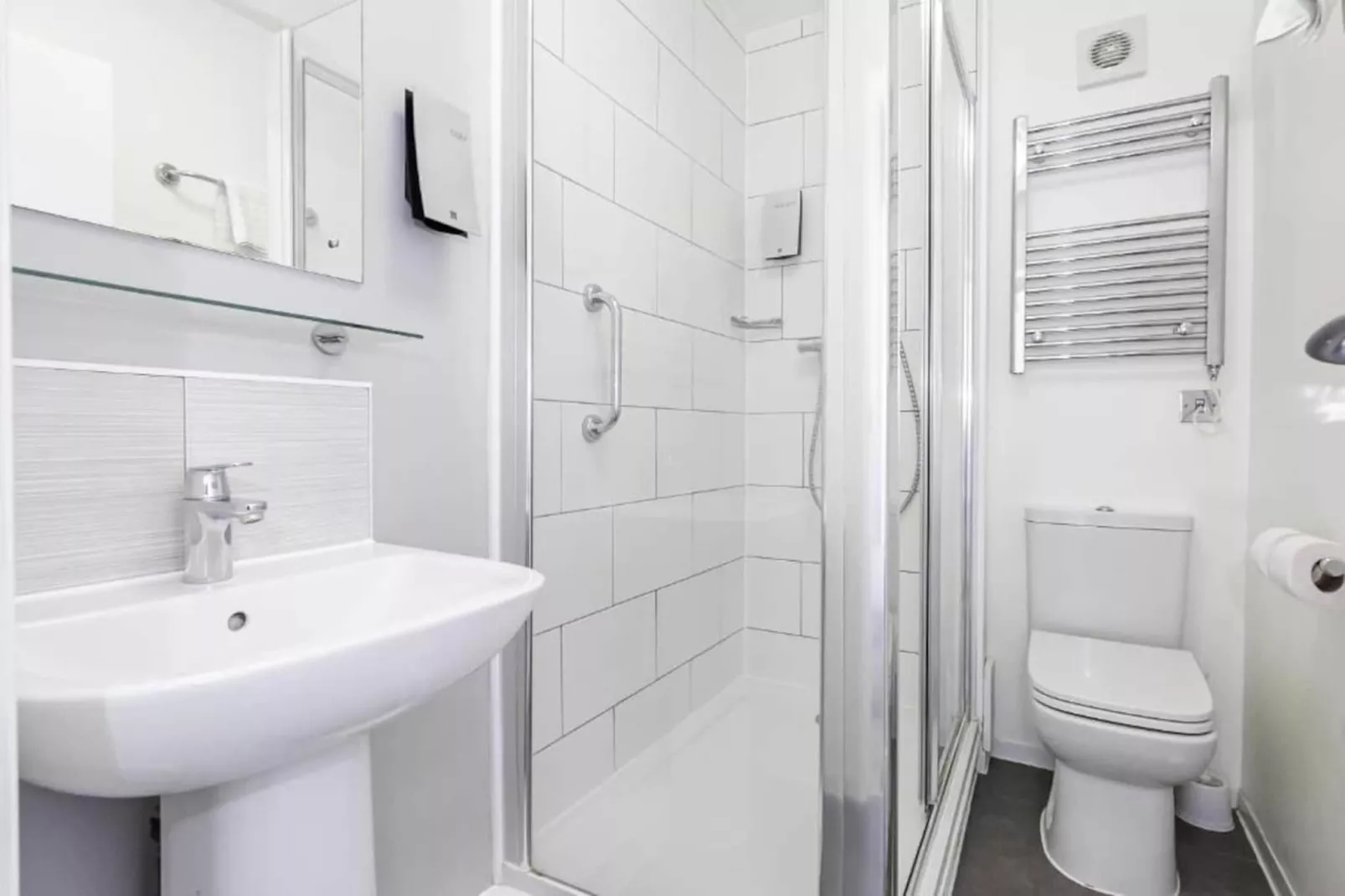 Standard Twin Room - Badkamer