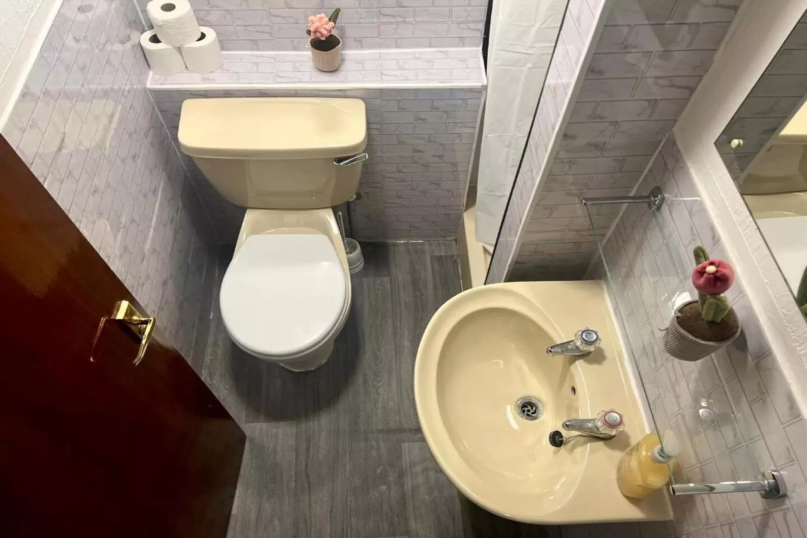 One Bed Room Apartment (4 Guest) - Badkamer