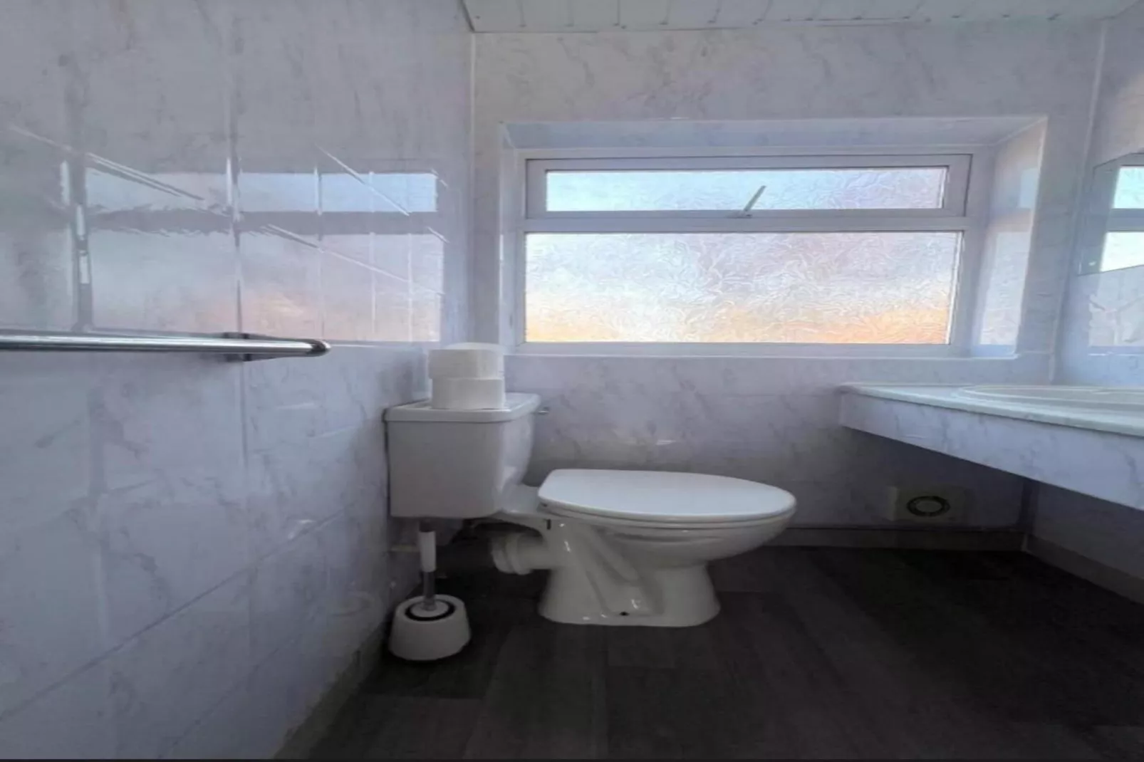 One Bed Room Apartment (4 Guest) - Badkamer