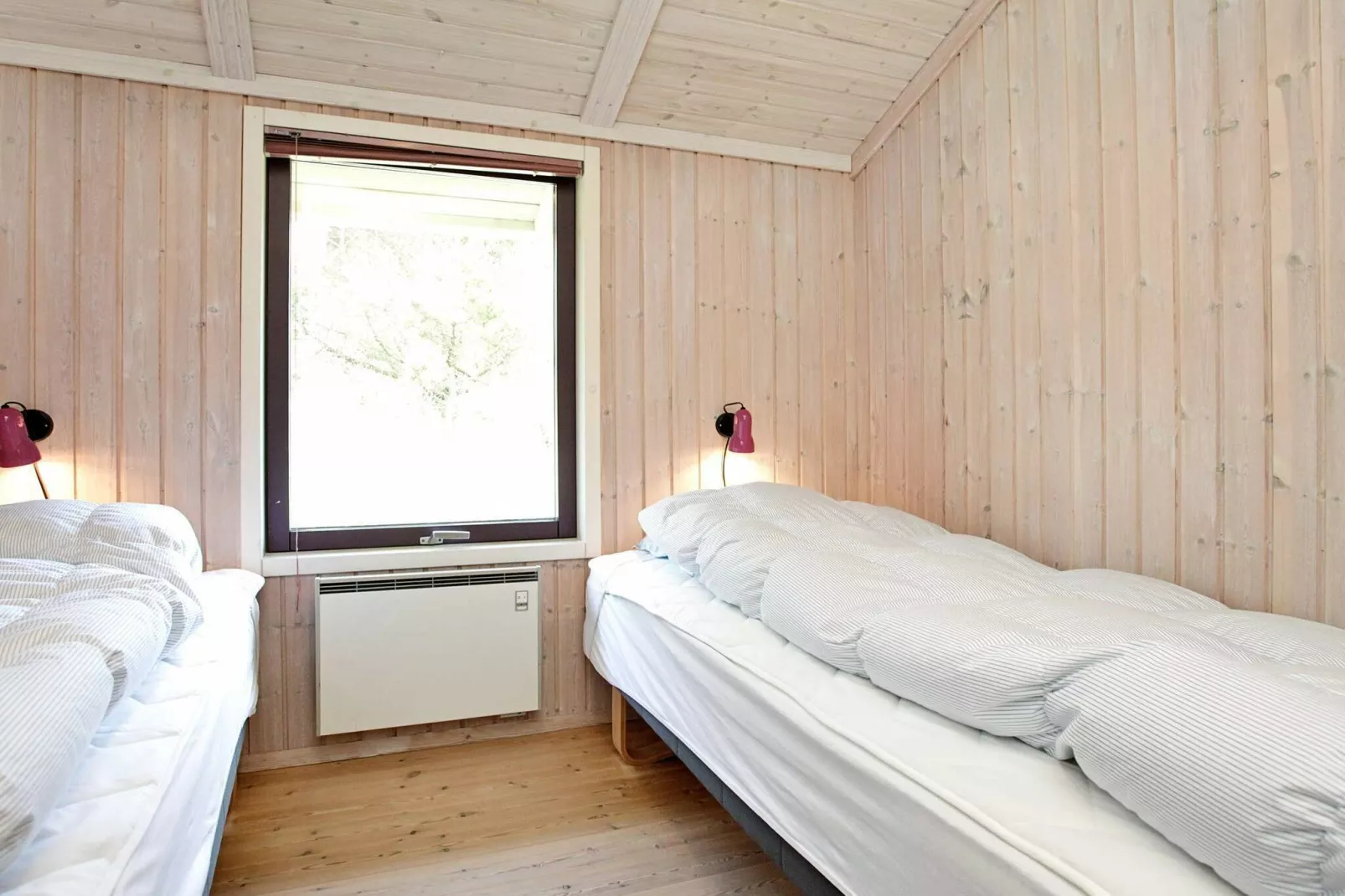 Licht strandhuis met sauna -- By Traum Ferienwohnungen-Binnen