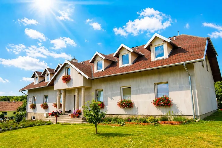 Semi-detached big house in Kolczewo close to the lake