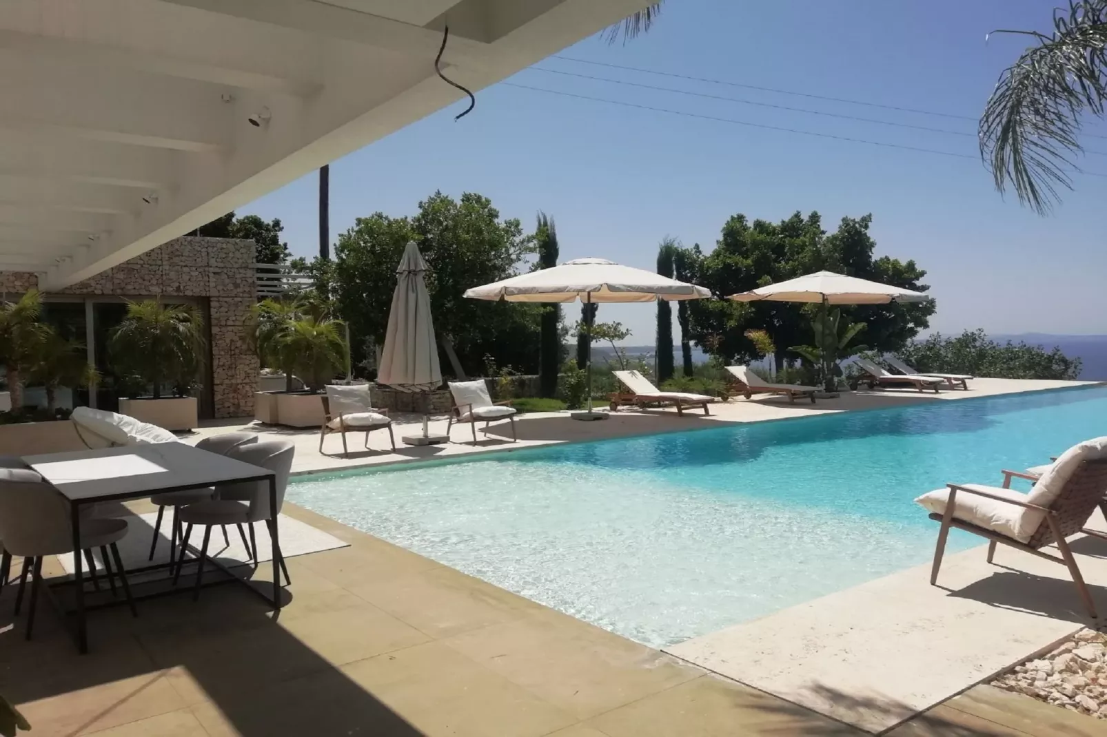 Luxury Villa at Vrahniou