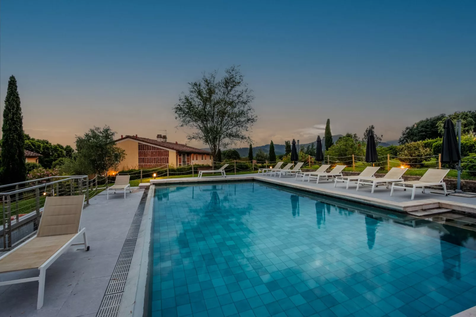 Donato, Farmhouse Apartment with Pool