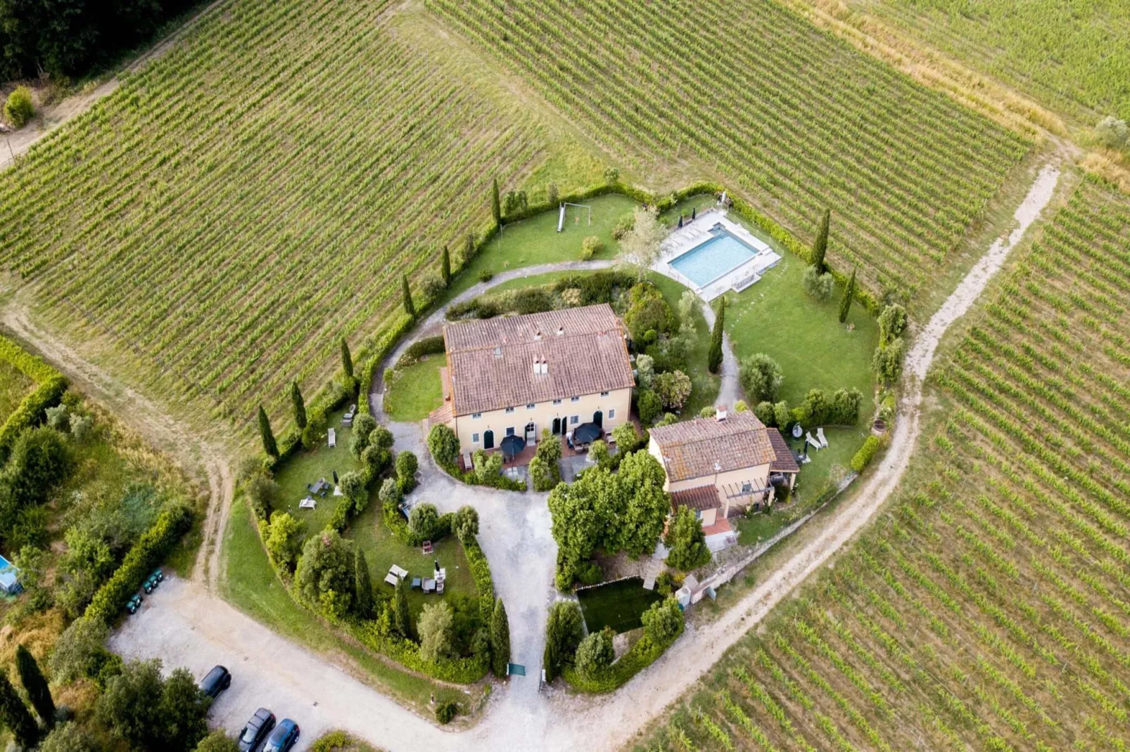 Jacopo Farmhouse Apartment in Wine Resort in Lucca