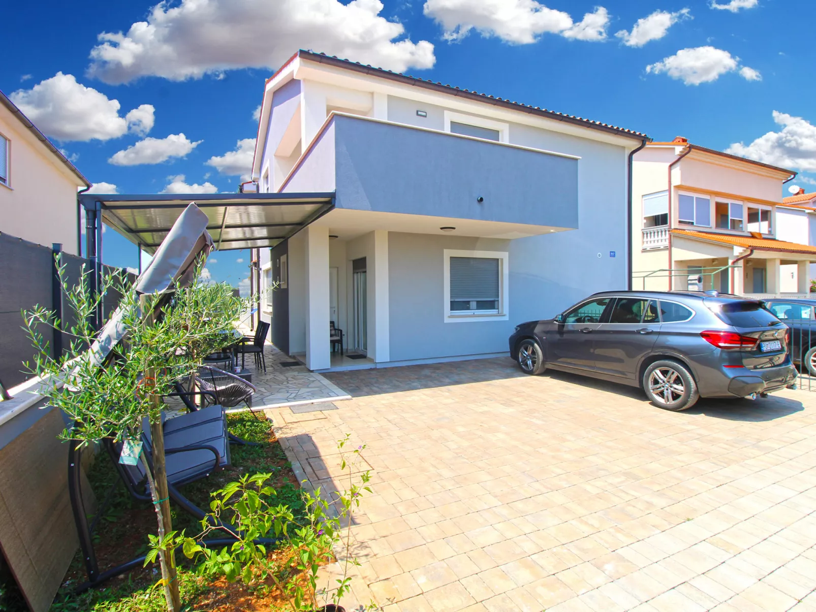 House 2283