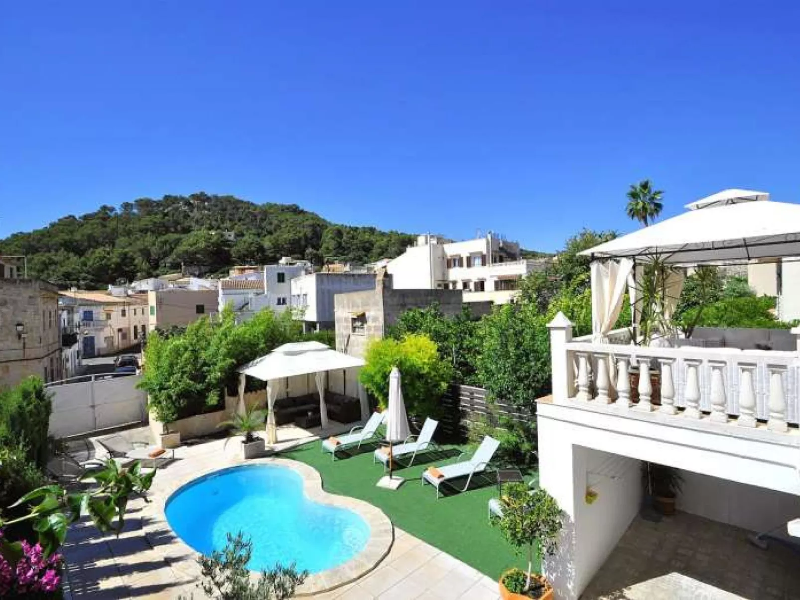 Villa VARNA -Casa en Capdepera- Piscina Privada- Barbacoa. Niños bienvenidos -
