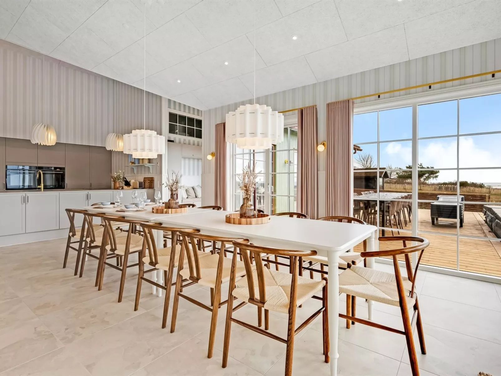 "Delan" - 650m from the sea