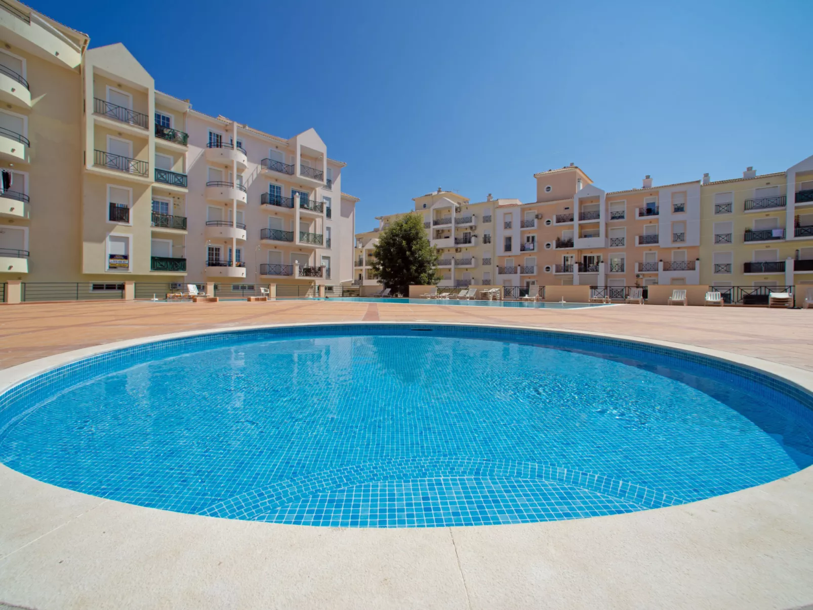 Sunny Beach Diamond